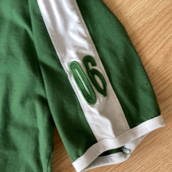 Retro Irish Embroidered IRELAND T-shirt - Picture 4 of 5